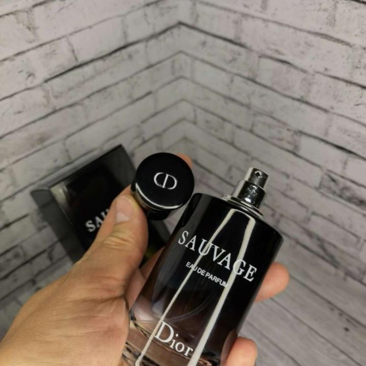 Духи мужские Dior Sauvage Eau De Parfum