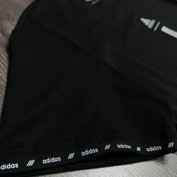 Футболка adidas