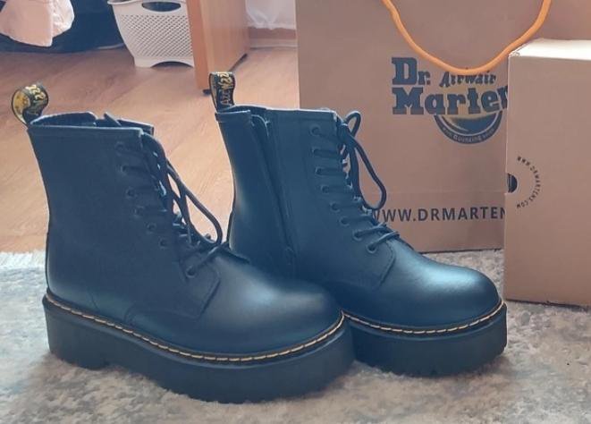 Ботинки женские Dr. Martens