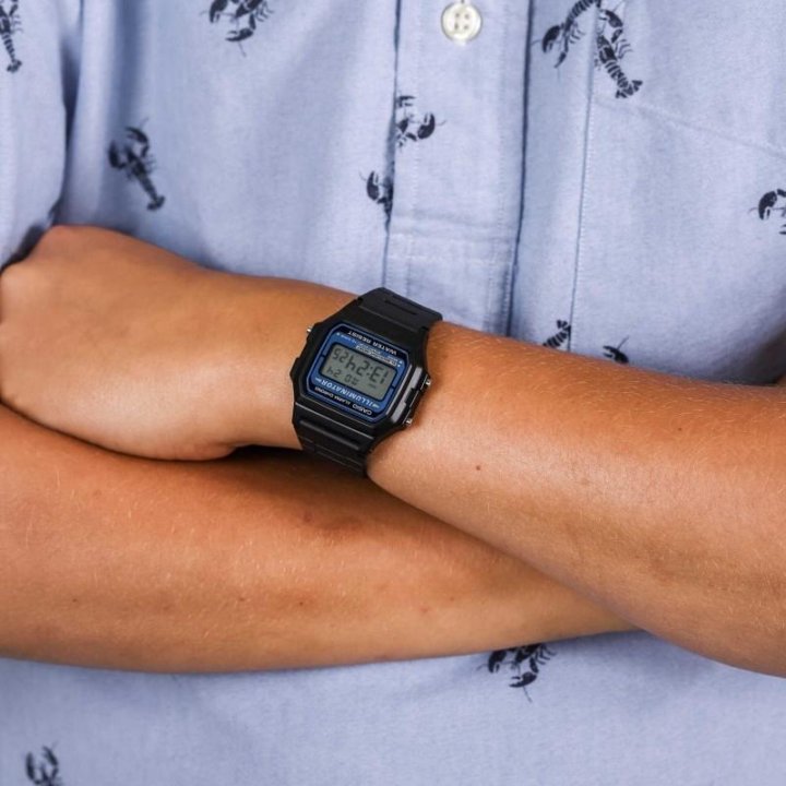 Наручные часы CASIO F-105W-1A