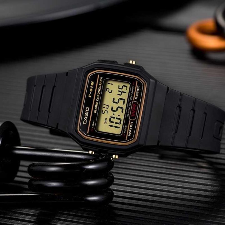 Наручные часы CASIO F-91WG-9A