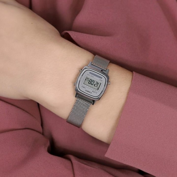 Наручные часы CASIO LA670WEM-7D