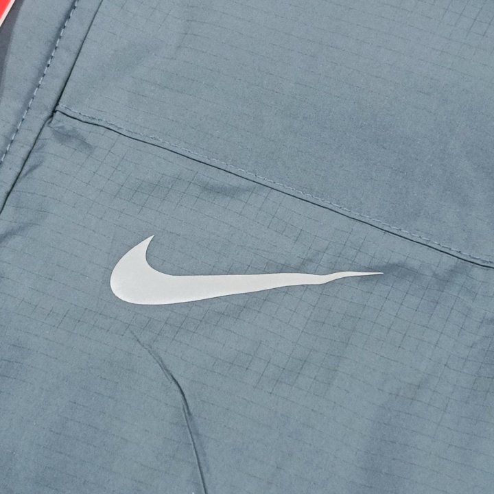 жилетка nike