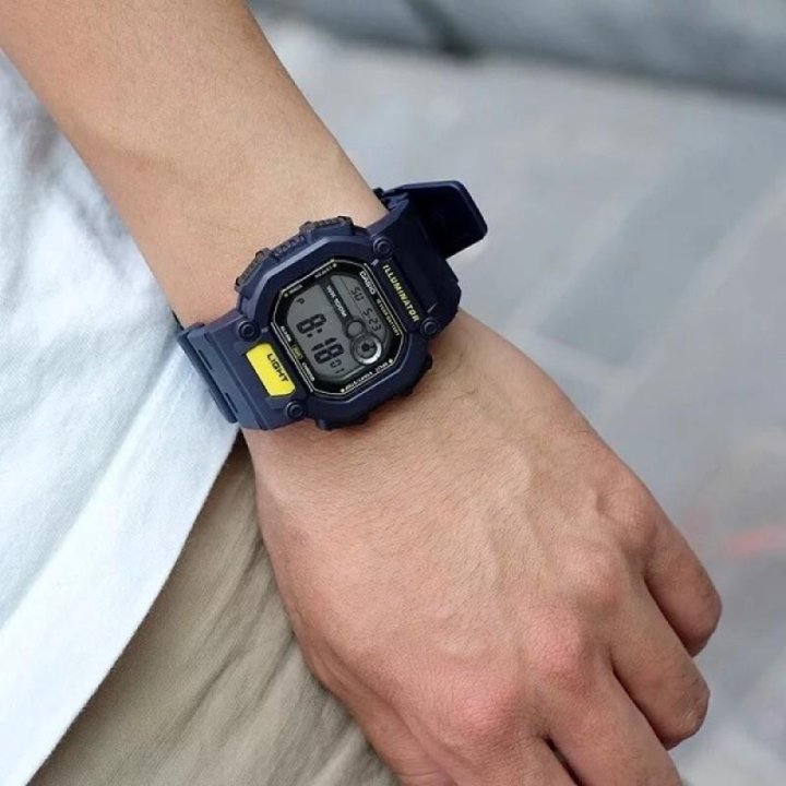 Наручные часы CASIO W-737H-2A