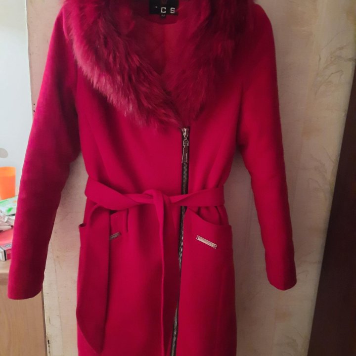 Пальто женское зима/холодная осень