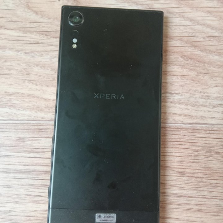 Телефон Sony Xperia XZs G8232