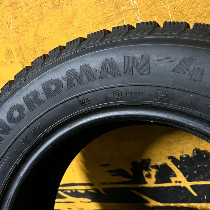 Зимние шины Nokian Nordman 4 R16 Все шипы