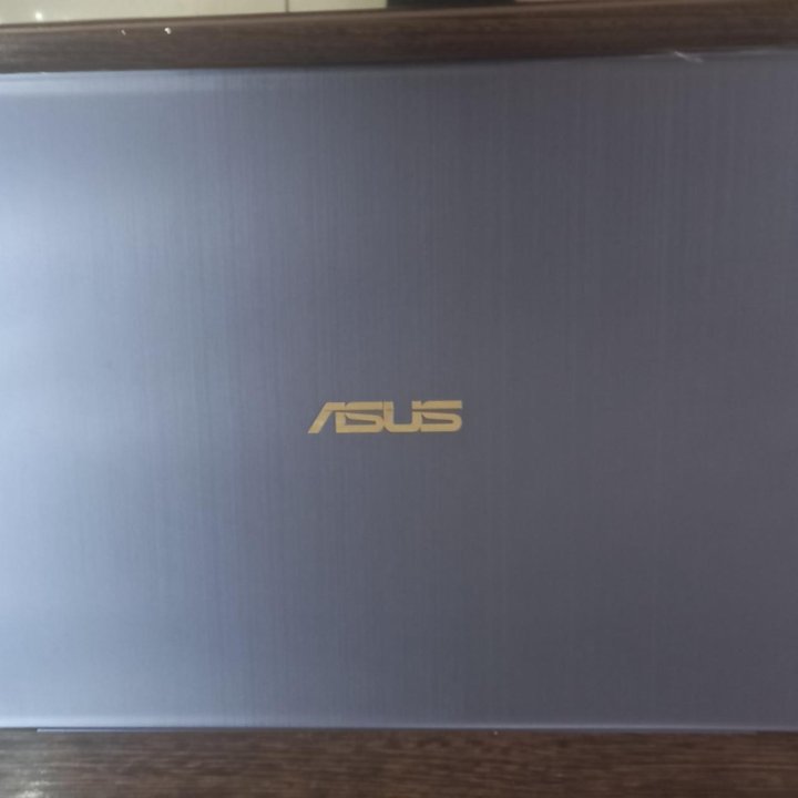 Ноутбук Asus