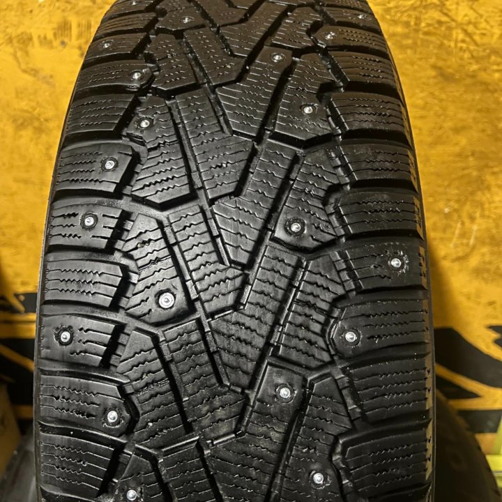 Зимние шины Pirelli Ice Zero R17 Все шипы