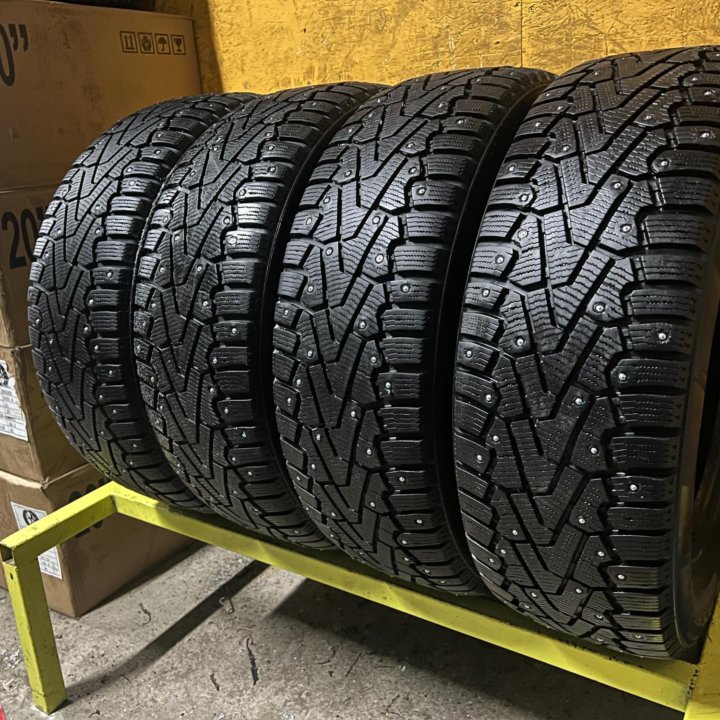 Зимние шины Pirelli Ice Zero R17 Все шипы