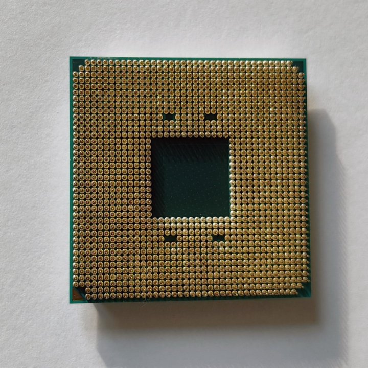 Процессор AMD 7 2700X