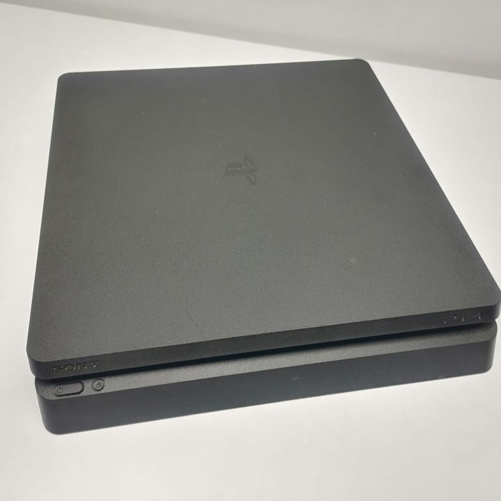 PS4 Slim +игры