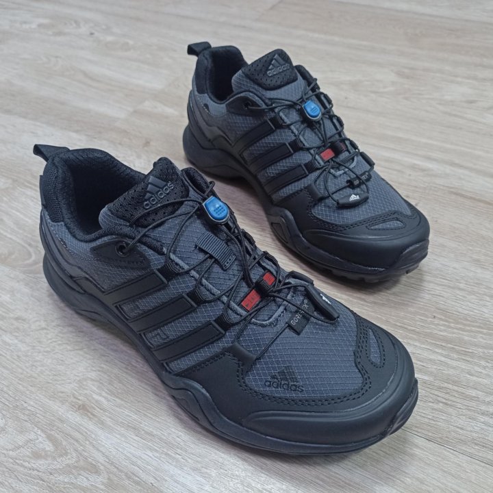 Кроссовки adidas terrex