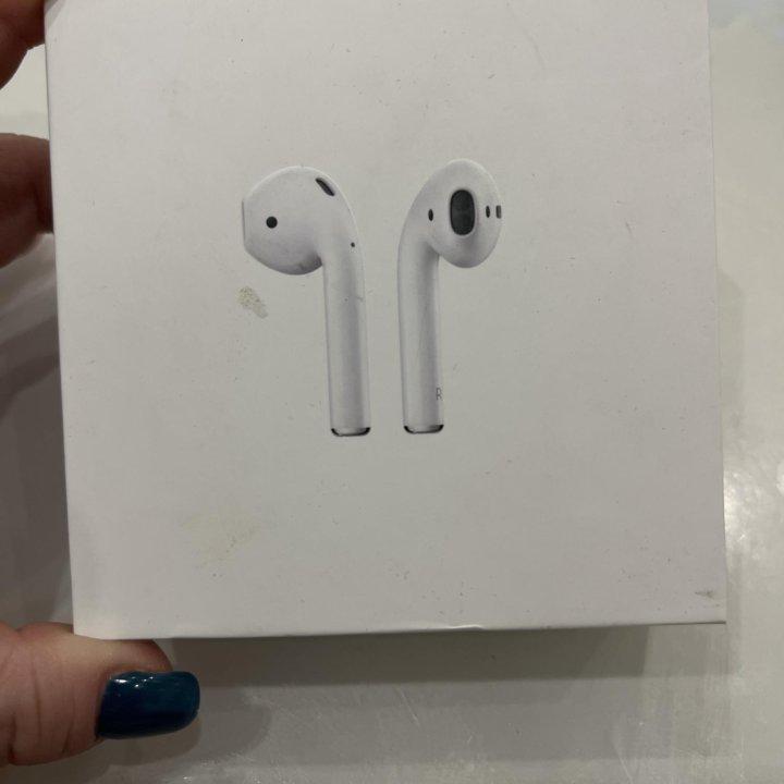 Наушники AirPods