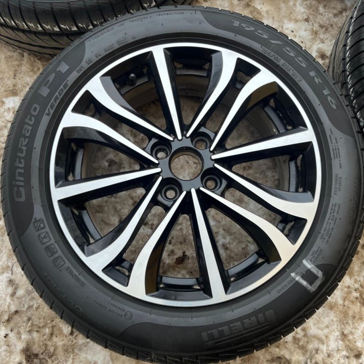 Лето Pirelli 195/55 R16 Литьё Ifree 4x100 D54.1