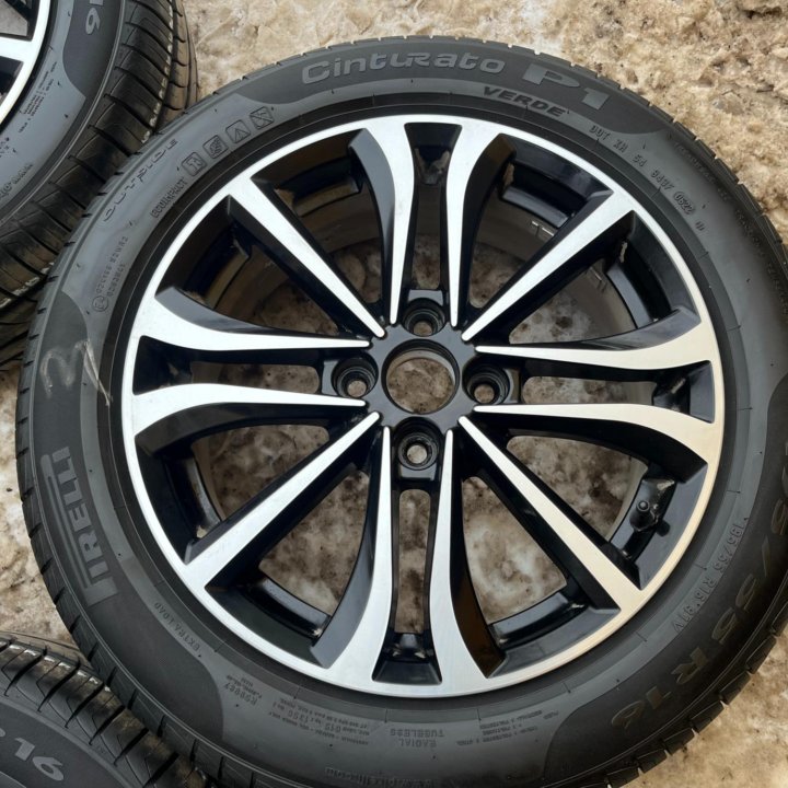 Лето Pirelli 195/55 R16 Литьё Ifree 4x100 D54.1