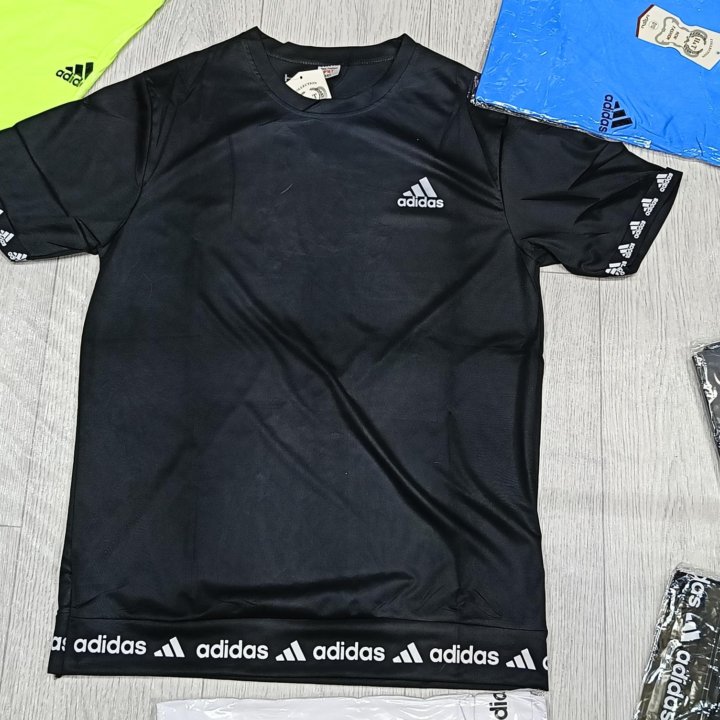 футболка adidas