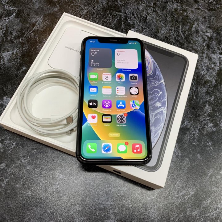 iPhone xr 64