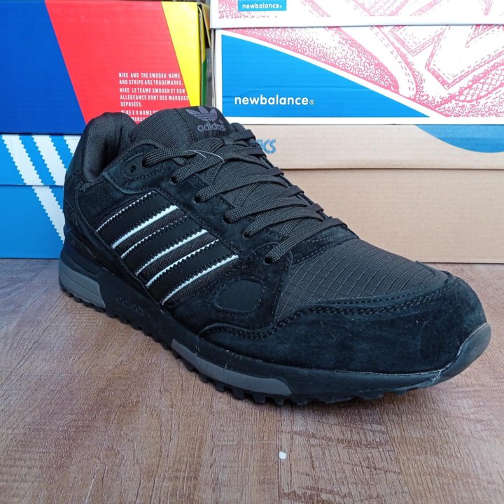 Великаны Adidas р.47-49