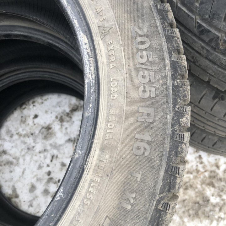 205/55 R16 шины зимние Континенталь 3шт