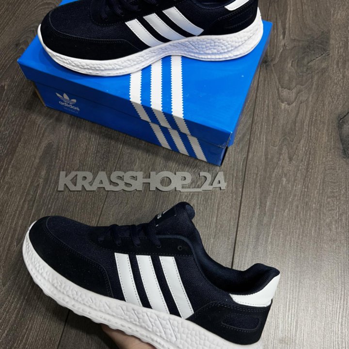 Кроссовки adidas