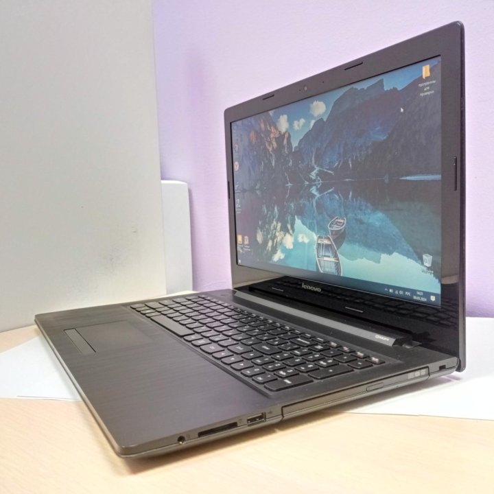 15.6'' Lenovo 4 ядра, RAM 8GB , SSD 256GB +500GB