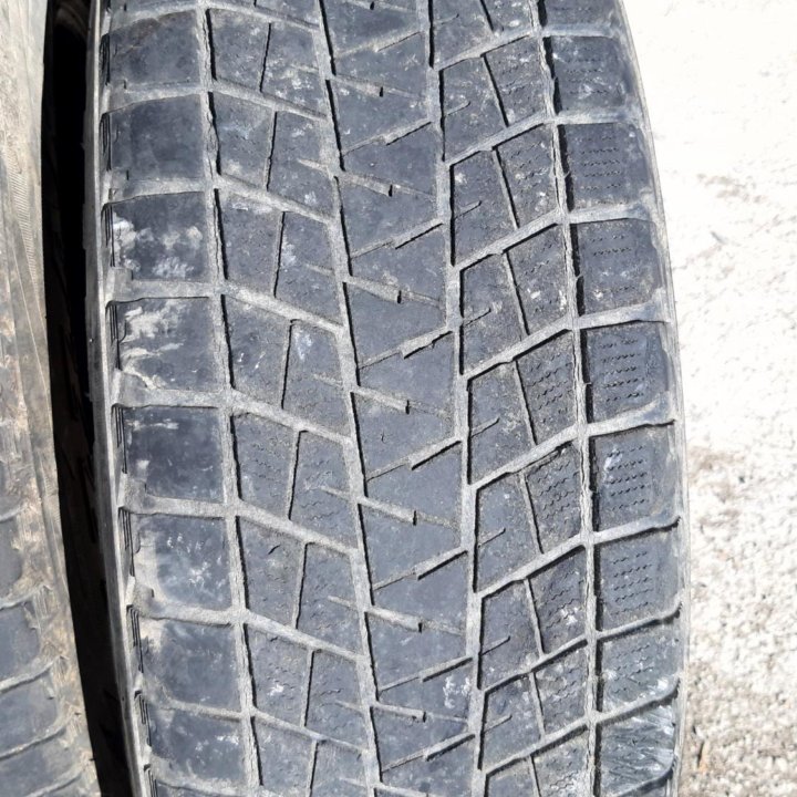 Резина 215/70 R16 Зимняя