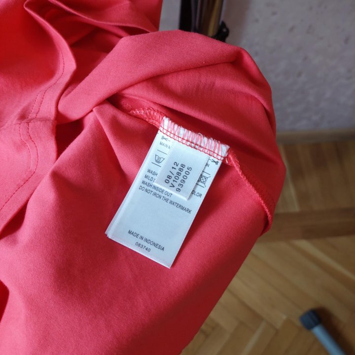 Женская футболка Adidas XL(44-46)