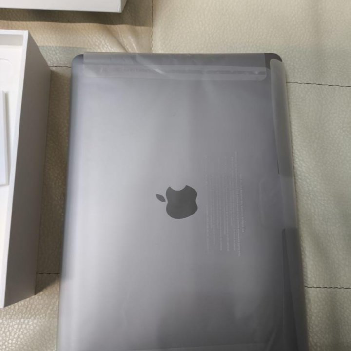 MacBook Air m1 , 11 циклов , новый m1/8/256gb Цве