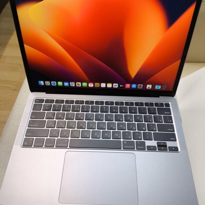 MacBook Air m1 , 11 циклов , новый m1/8/256gb Цве