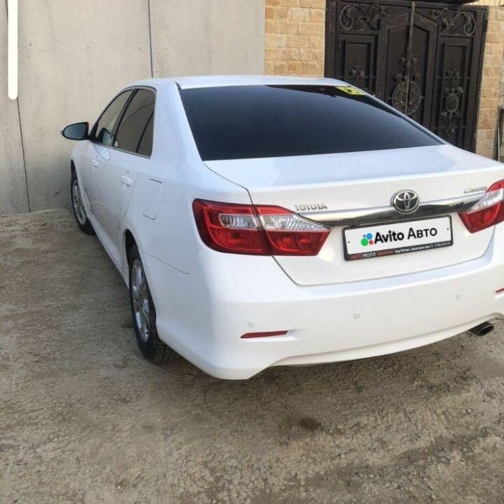 Toyota Camry, 2014