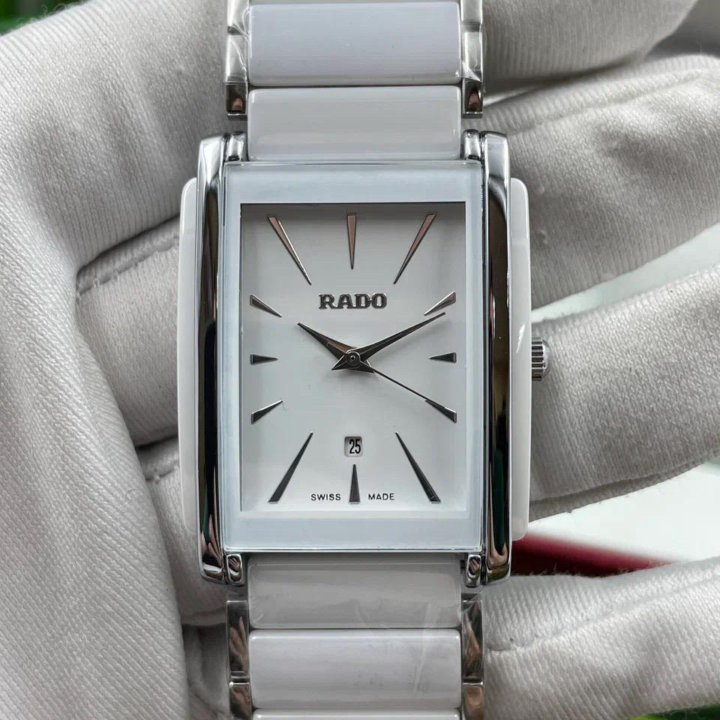 Часы Rado