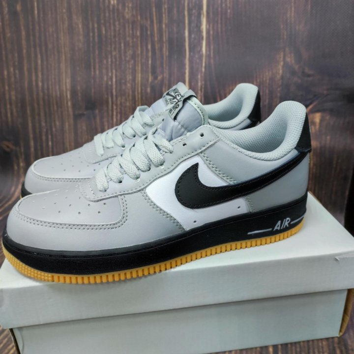 Кроссовки Nike air force 1