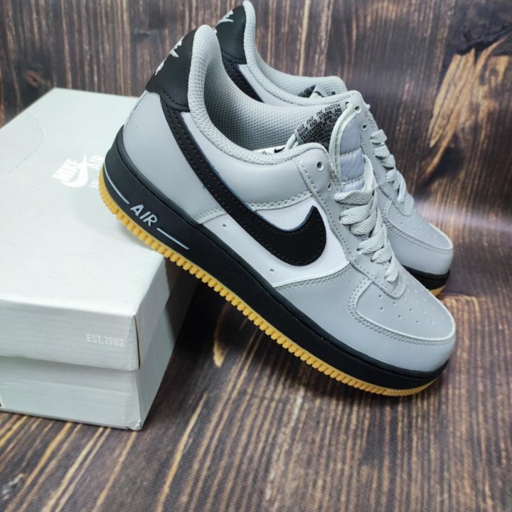 Кроссовки Nike air force 1