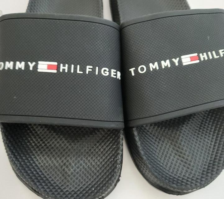 Сланцы Tommy Hilfiger