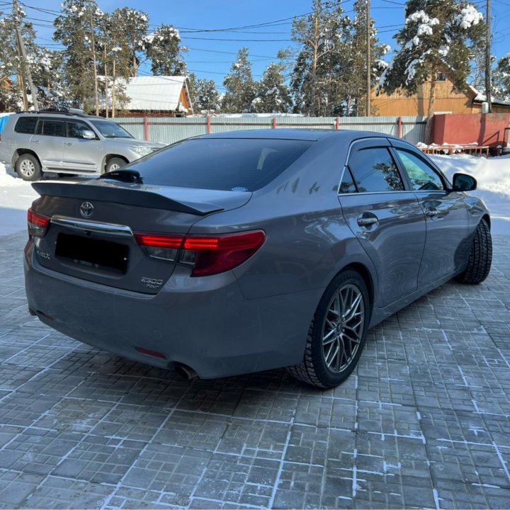 Toyota Mark X, 2014