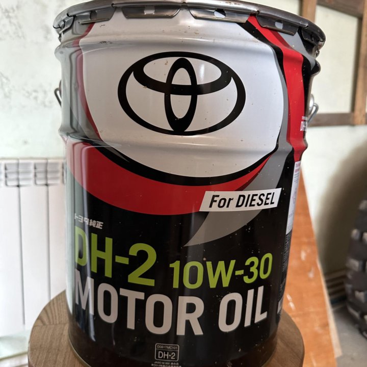 Масло toyota genuine engine OIL DH-2 10W-30