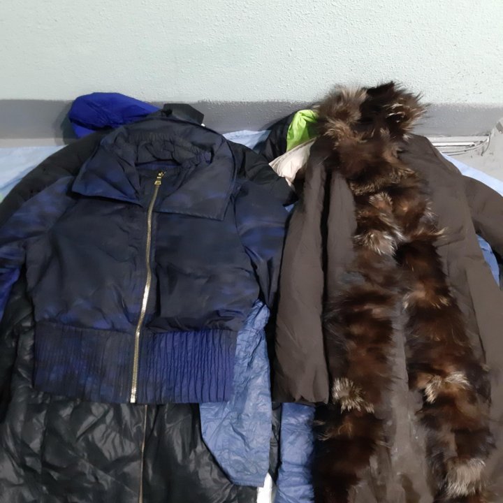 Разные куртки