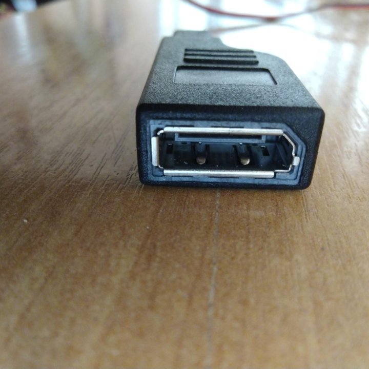 Переходник displayport minidisplayport а может нао