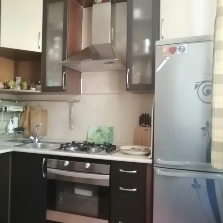 Варочная панель и духовой шкаф «Gorenje».