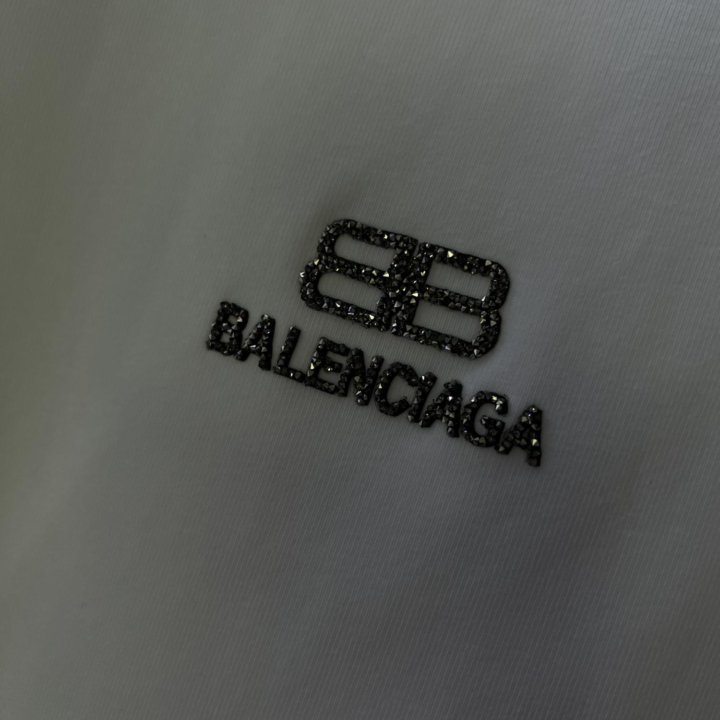 Футболка Balenciaga женская белая(Корея) 