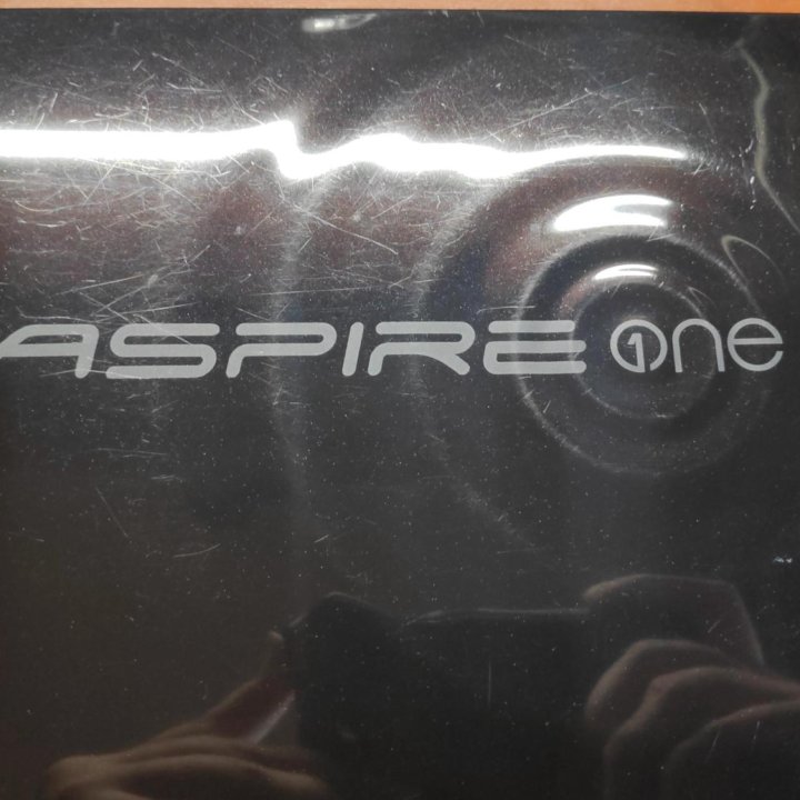 Нетбук Acer aspire one