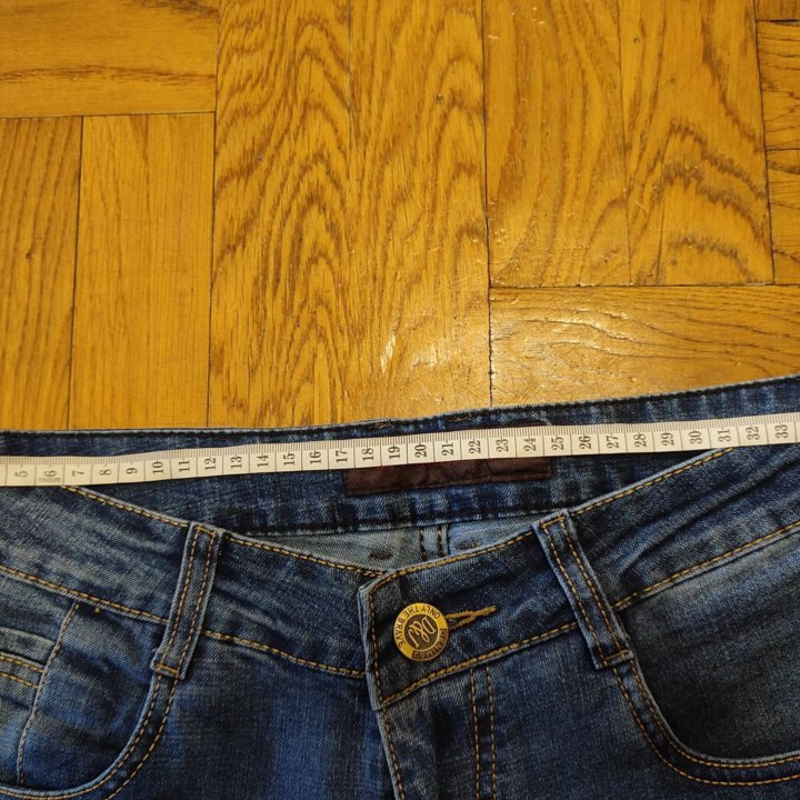 Новые джинсы