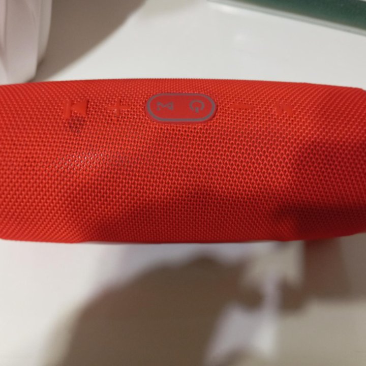 Блютуз колонка JBL