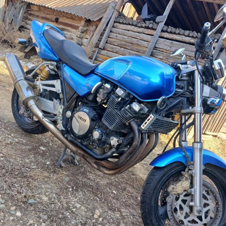 Продам Yamaha xjr1200