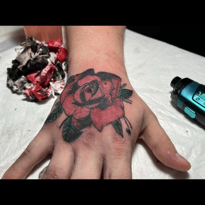 Тату мастер