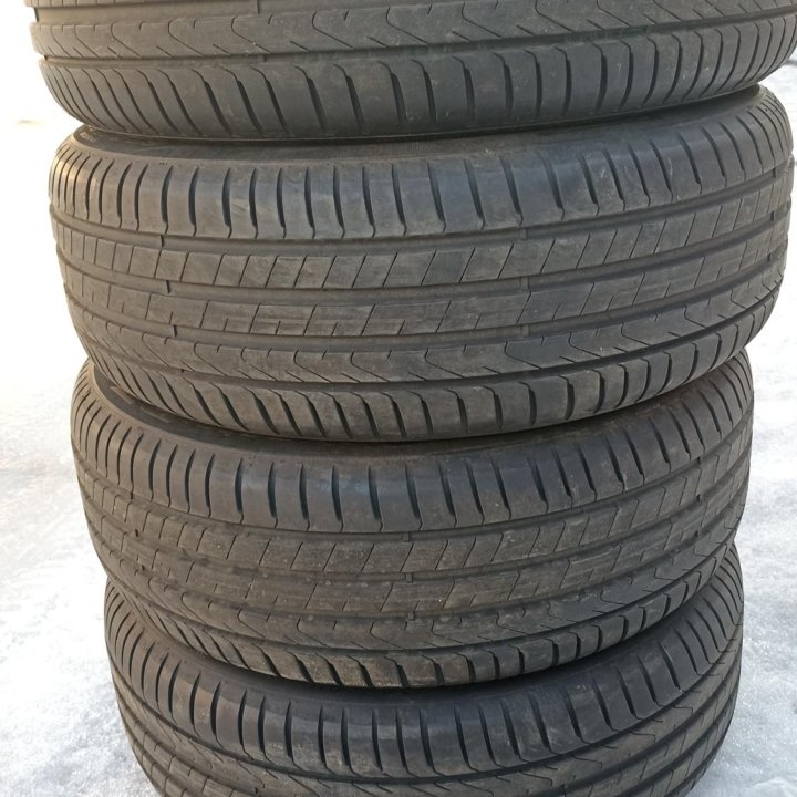 Pirelli cinturato p7 205/55 R17