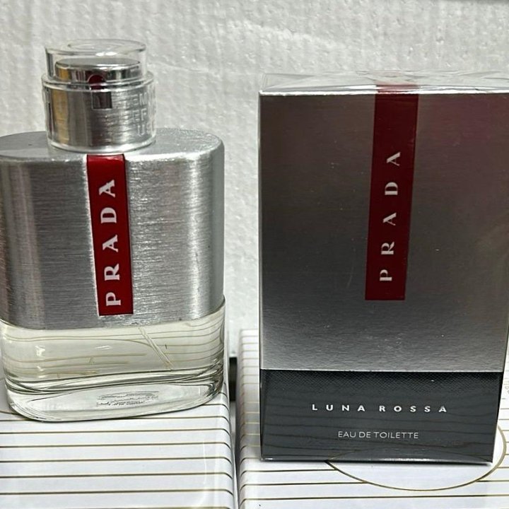 Prada Luna Rossa