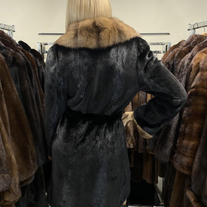 Kopenhagen fur. Аукционная норковая шуба с куницей 46-48р.