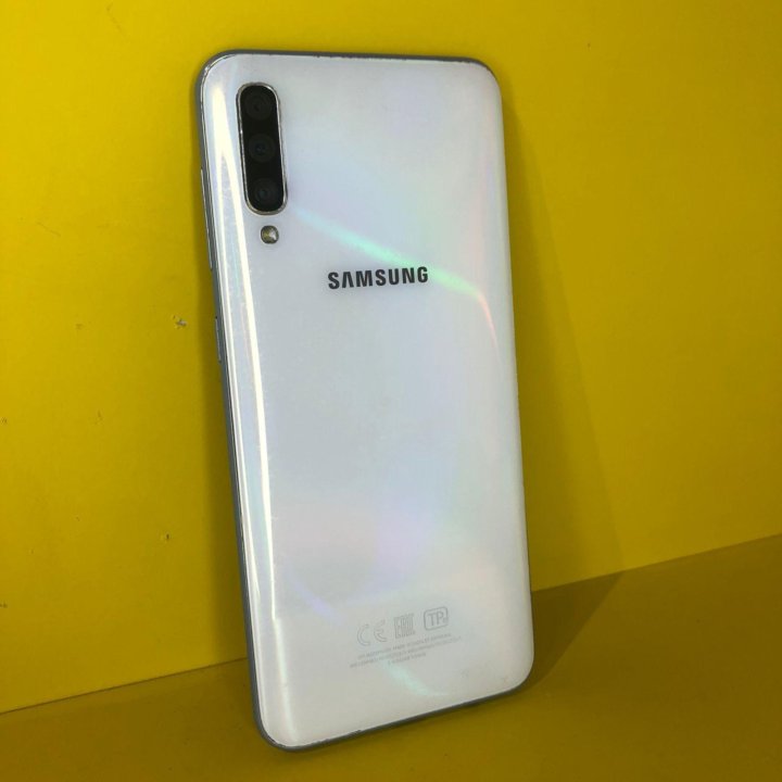 Смартфон Samsung Galaxy A50 64Gb